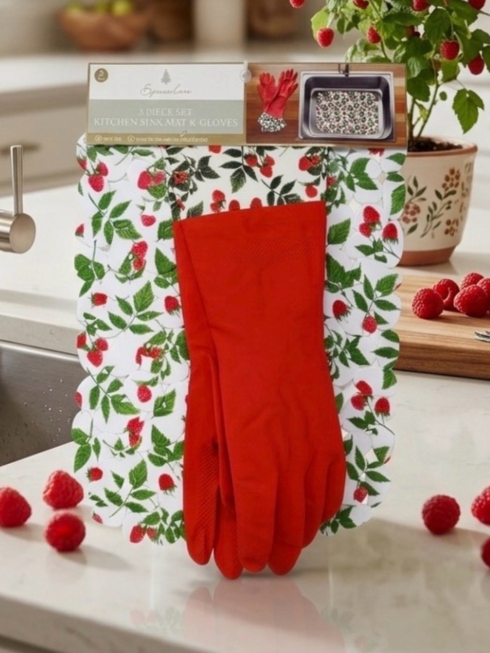 🌸 New Spruce Lane Strawberries Kitchen Sink Mat and Kitchen Hand Gloves, Red - Picture 3 of 6
